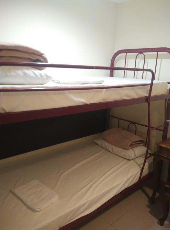 ג'והור בהרו Sunnie Hotel חדר תמונה