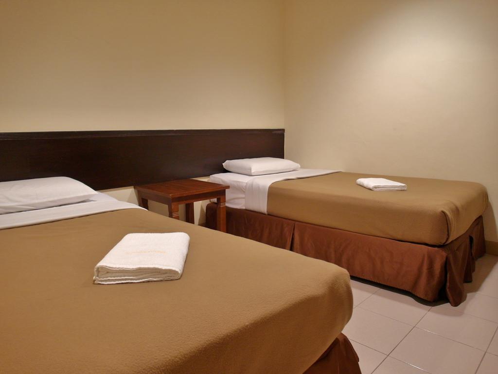 ג'והור בהרו Sunnie Hotel חדר תמונה