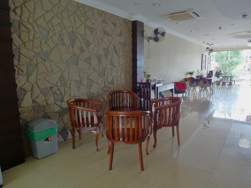 ג'והור בהרו Sunnie Hotel מראה חיצוני תמונה